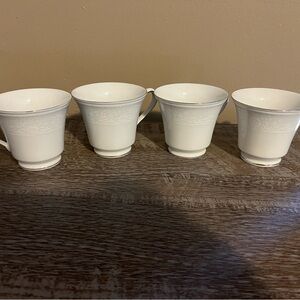 Cielo Bianco White Porcelain Tea Cups , Floral Pattern, Glossy Finish Set of 4